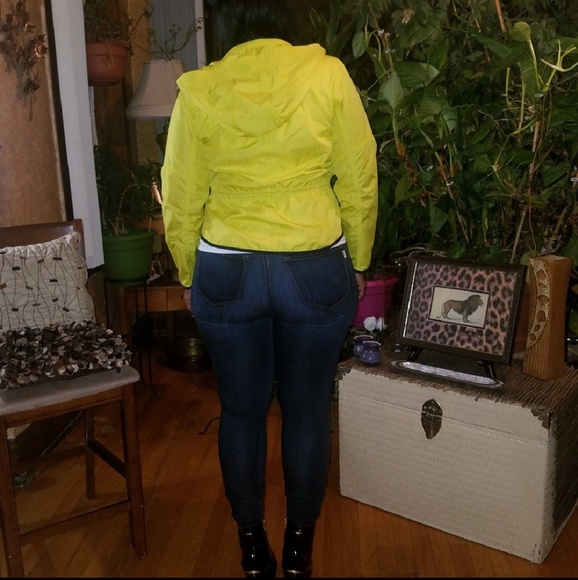 Yellow Ralph Lauren Large Petite Jacket - Picture 7 of 8